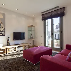 you-stylish-el-borne-apartments.topbarcelonahotels.com/